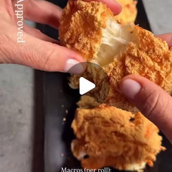 Cheesy Cloud Bread Rolls