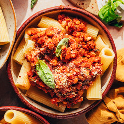 Vegan Bolognese With Mushrooms &amp; Red Lentils