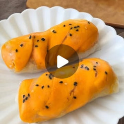 Mango Sticky Rice Rolls
