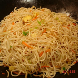 Chinesische Bratnudeln