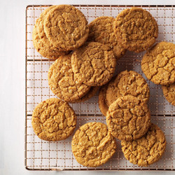 Gingerbread Oatmeal Cookies