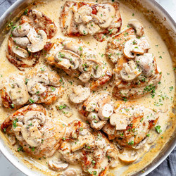 Creamy Garlic Mushroom Chicken Thighs
