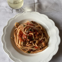Rubbish Spaghetti (’o Sicchje Ra Munnezza) - Rachel Roddy
