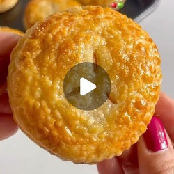 Mini Apple Pies