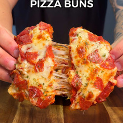 High Protein Cheesy Pepperoni Pizza Buns