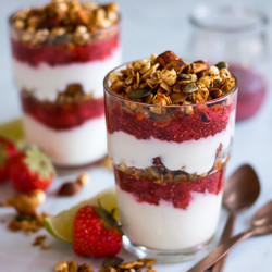 Strawberry Lime Chia Yoghurt Parfaits