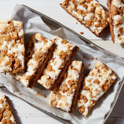 S'more Granola Bars