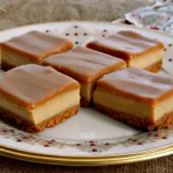 Dulce De Leche Cheesecake Bars