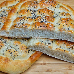 4 Ingredients Middle Eastern Bread