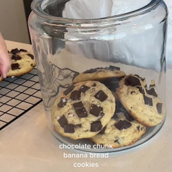 Banana Bread Chocolate Chunk Cookies