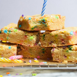 Birthday Cake Blondies