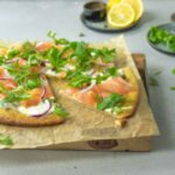 Bloemkoolpizza Met Gerookte Zalm En Citroencrème