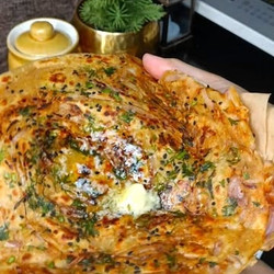 प्याज लच्छा पराठा Onion Roti