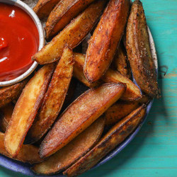 Crispy Baked Potato Wedges