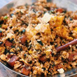 Spicy Garlic Spam Fried Rice