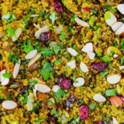 One-pot Sweet &amp; Spiced Quinoa Lentil Salad