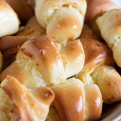Crescent Rolls With Cheese