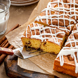 Cinnamon Roll Cake