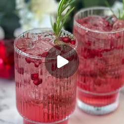 Gin-gle Bell Fizz