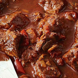Slow Cooker Beef Goulash easy