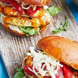 15-minute Chicken &amp; Halloumi Burgers