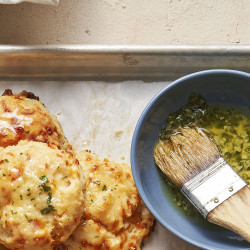 Copycat Red Lobster Cheddar Bay Biscuits
