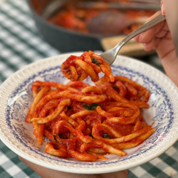 Pici All'aglione - Tuscan Garlic Pasta
