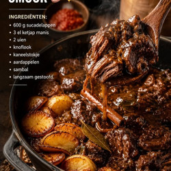 Indische Daging Smoor Met Gebakken Aardappelen En Sambal