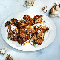 Mushrooms with Béarnaise Yogurt