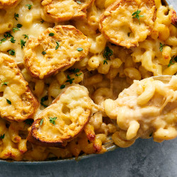 French Onion Macaroni And Cheese