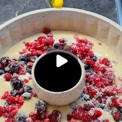 The Fluffiest Lemon Cake easy baking