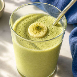 Matcha Smoothie With Greek Yogurt (steady Energy, Easy Breakfast)