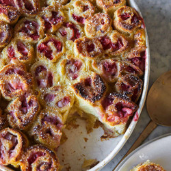 Strawberry And Cinnamon French Toast Roll-ups