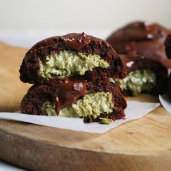 Pistachio Kunafa Chocolate Cookies
