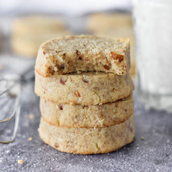 Keto Pecan Sandies Cookies