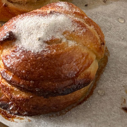 Sourdough Cardamom Milk Buns