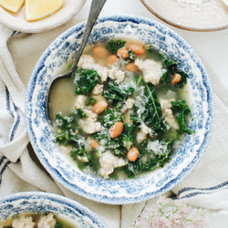 Chicken, Kale And Pinto Bean Soup