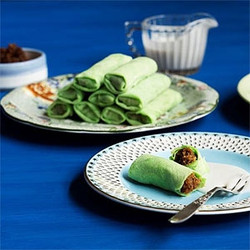 Poh's Kuih Dadar Pandan Crepes Stuffed With Coconut