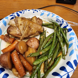 Slow Cooker Honey Garlic Chicken And Veggies