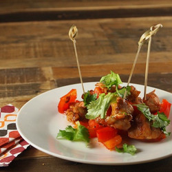 Saucey Chicken And Red Pepper Bites