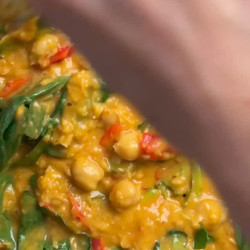 Thai Red Lentil &amp; Chickpea Curry