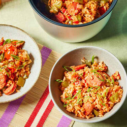 This One-pot Sausage And Peppers Rice Cooker Meal Makes Dinner Too Easy