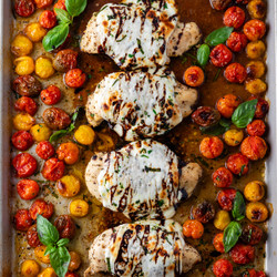 Sheet Pan Chicken Caprese