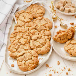 Chewy Ginger Biscuits