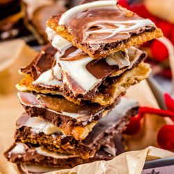 The Best Christmas Crack (saltine Cracker Toffee)