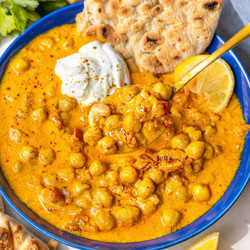 Greek Yogurt Chickpea Curry