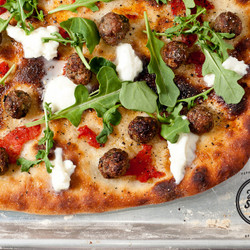 Sauce-Free Sausage &amp; Rocket Pizza