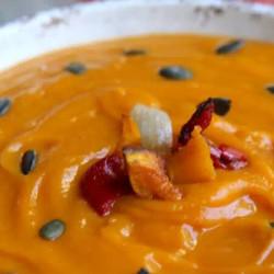 Velouté De Butternut Rôtie Aux Épices