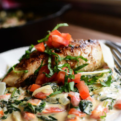 Creamy Spinach And Red Pepper Chicken
