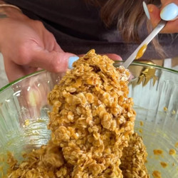 Healthy Peanut Butter Oat Snacking Cookies